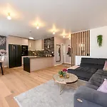 S Design Apartment